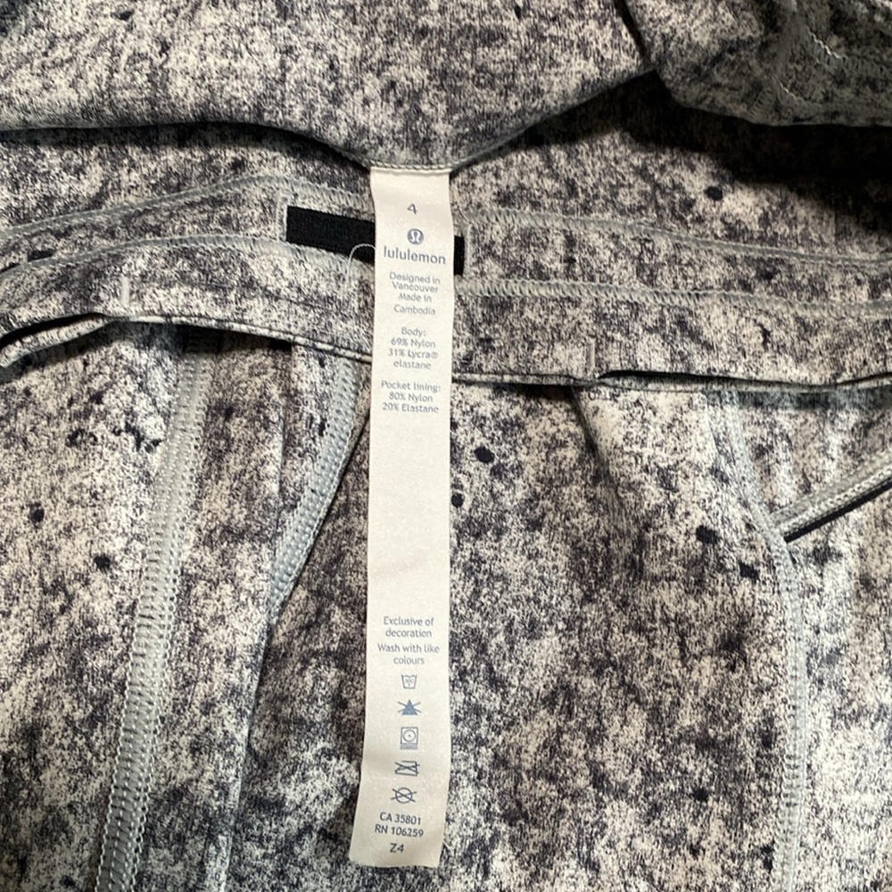 Lululemon Speed Up Crop 21 Leggings - Picture 8 of 8